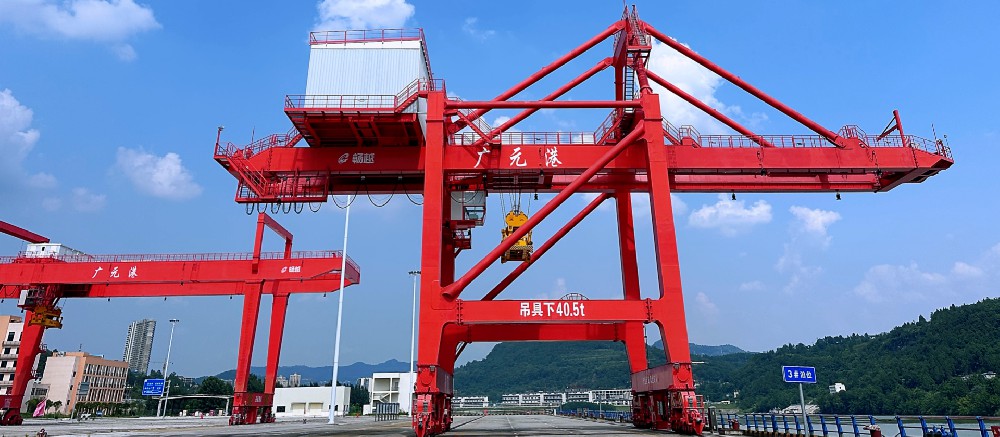 岸邊集裝箱起重機